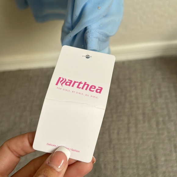 Solid Mermaid Hem Cami Holiday Formal Gown XS-S - Picture 3 of 5